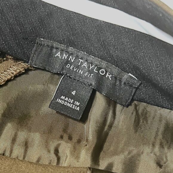 Ann Taylor Devin Fit Slim Tailored Ankle in Olive - Picture 4 of 8